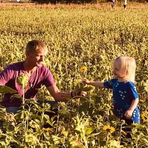 Meet your Posher, Clint